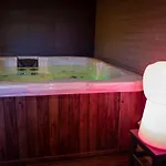 拉勘布雷杜培勒林酒店 * Foy-Notre-Dame