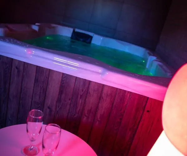 La Du Pèlerin Appartamento Foy-Notre-Dame